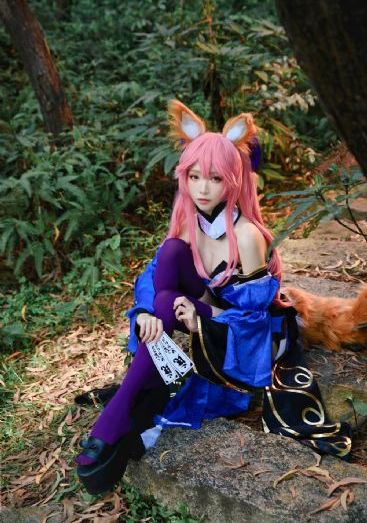 妈妈的朋友2中文字幕_JVID性感写真